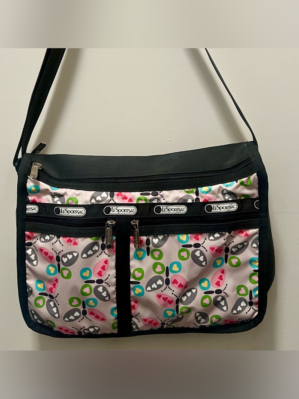 New LeSportsac DELUXE EVERYDAY BAG in Butterfly Heart print NWT Flutter